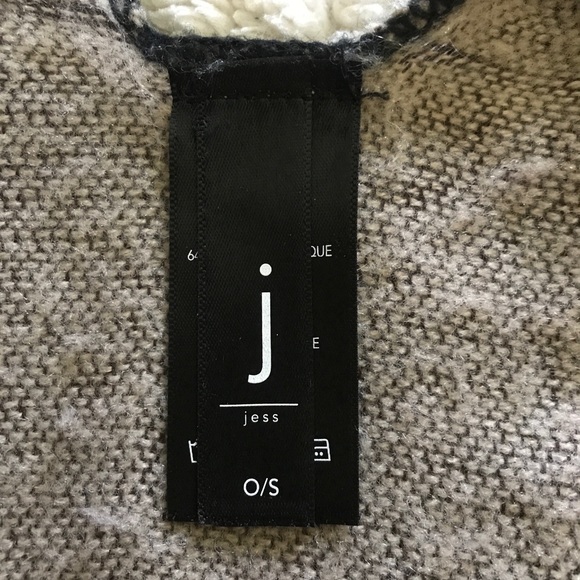 jess Navajo Tribal Wrap-around Tunic - Picture 3 of 4